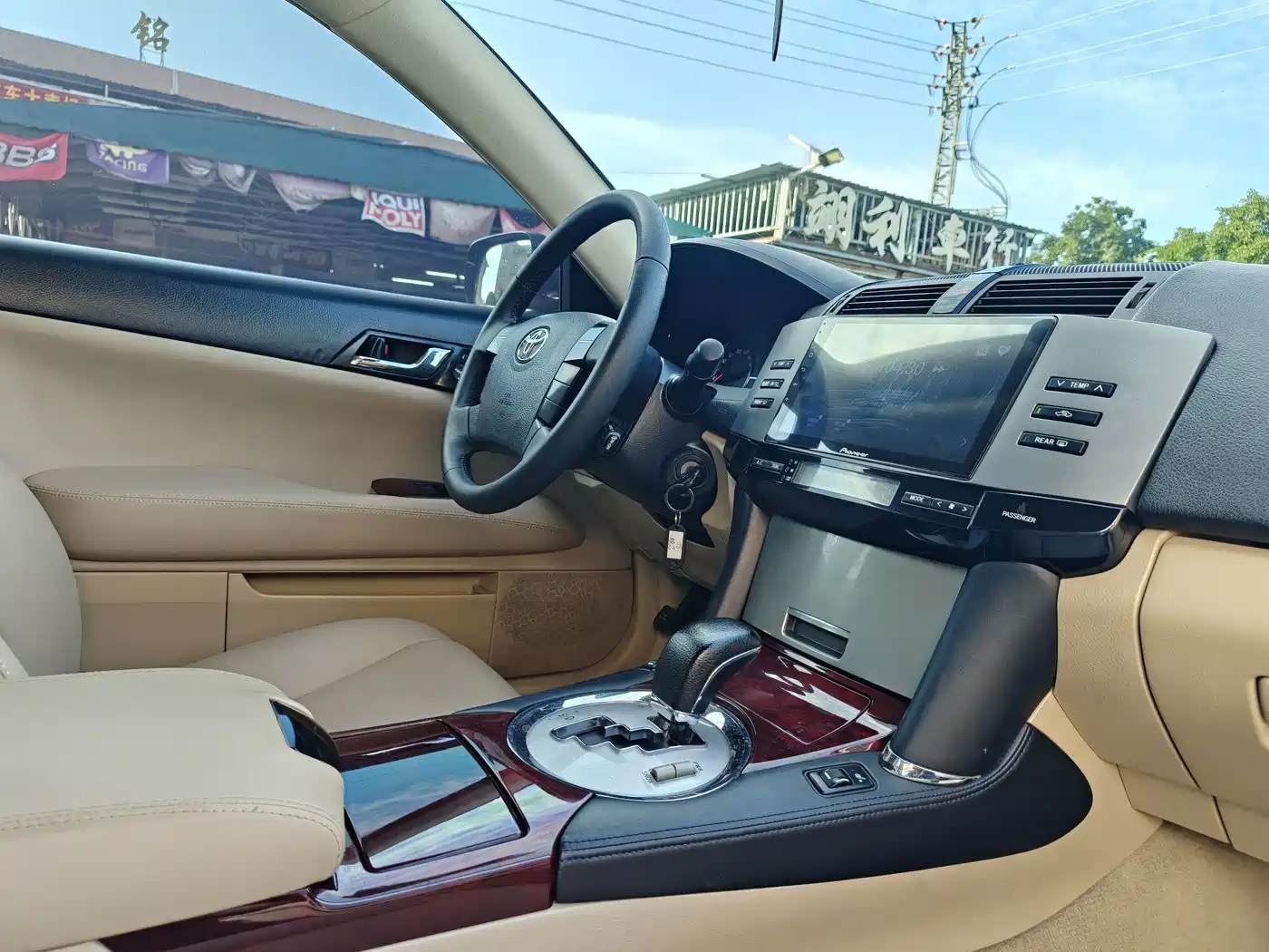 Toyota Reiz 2008 2.5S Special Navigation Edition фото 41