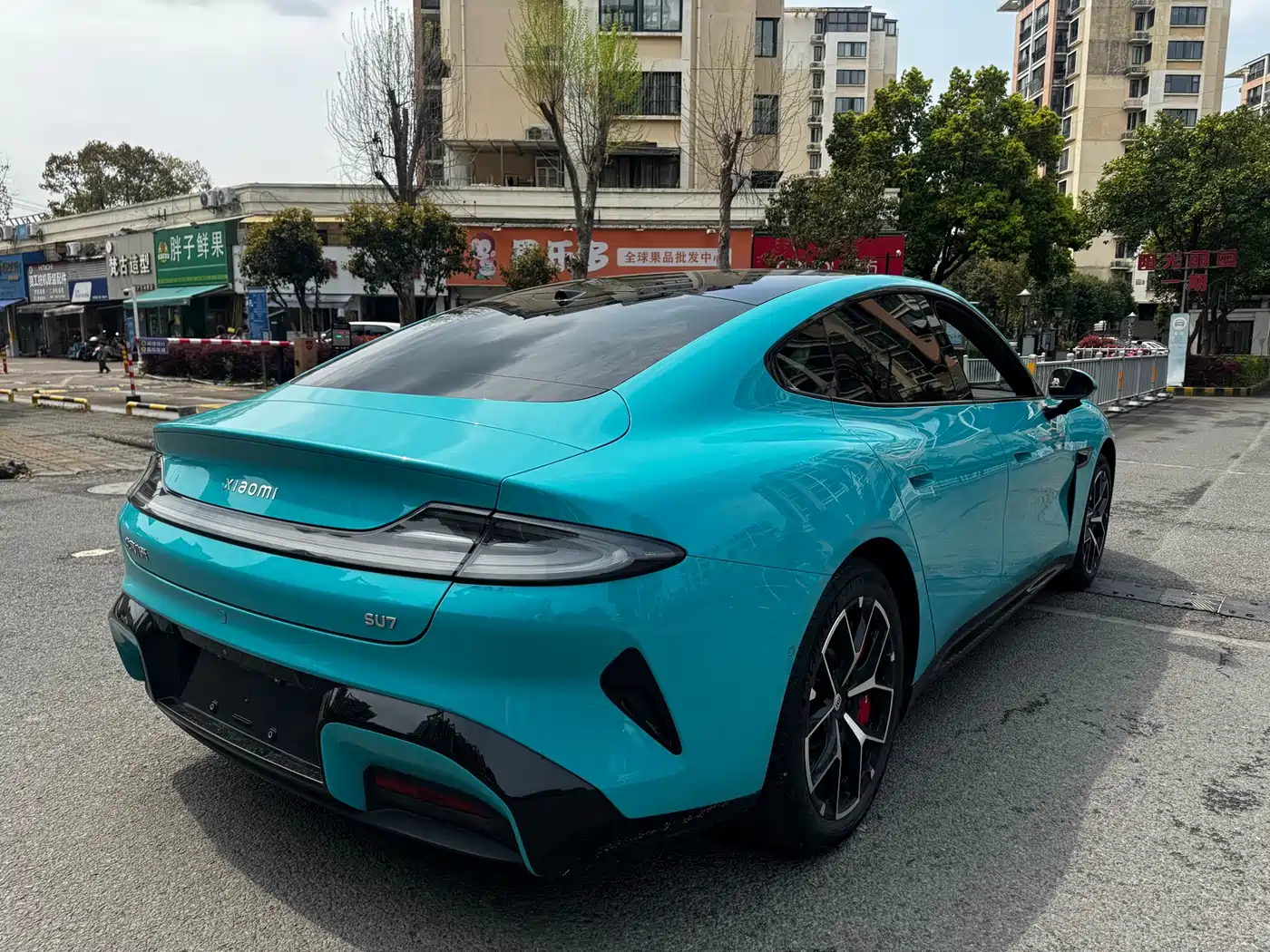 XIAOMI CAR XIAOMI SU7