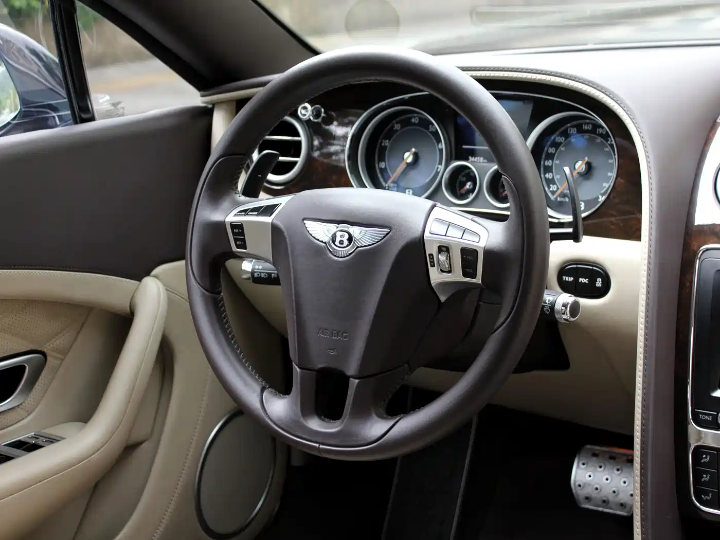 Photo 7 - Bentley Continental