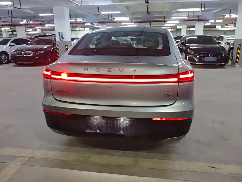 Фото 6 - Roewe D6