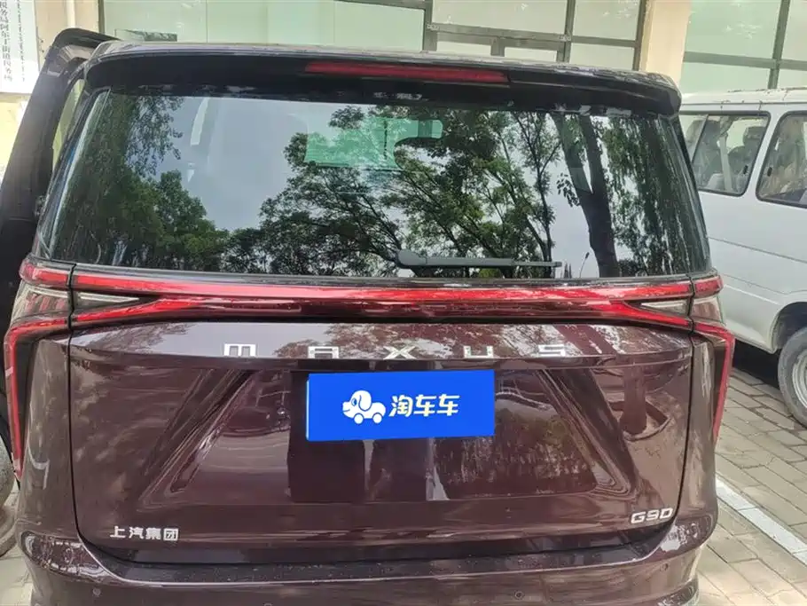 SAIC Maxus Maxus G90 2022 2.0T Starlight 7-Seater фото 4