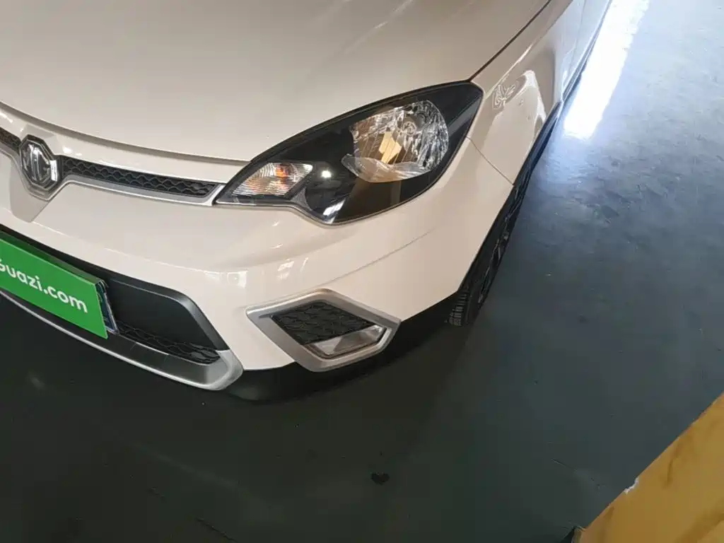 MG 3SW 2016 2015 1.5L AMT Elite