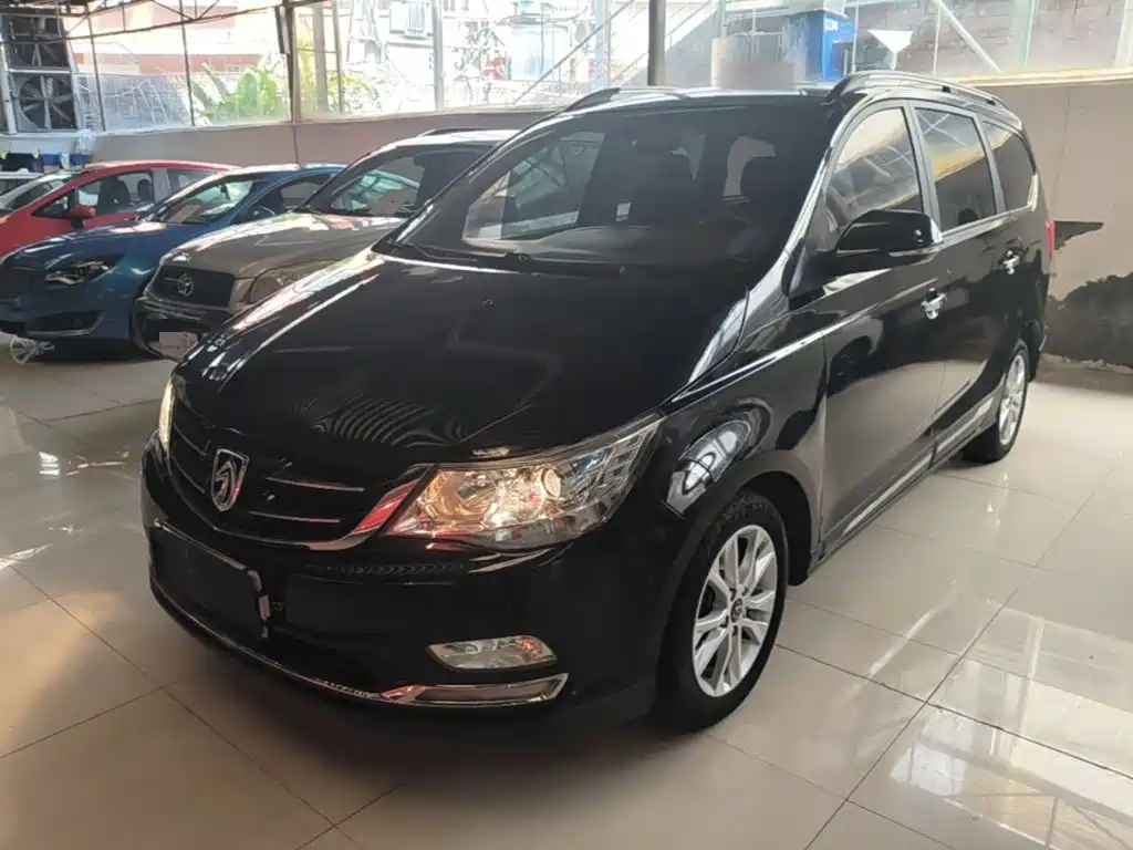 Фото 1 - Baojun 730