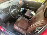 Photo 6 - Nissan Tiida