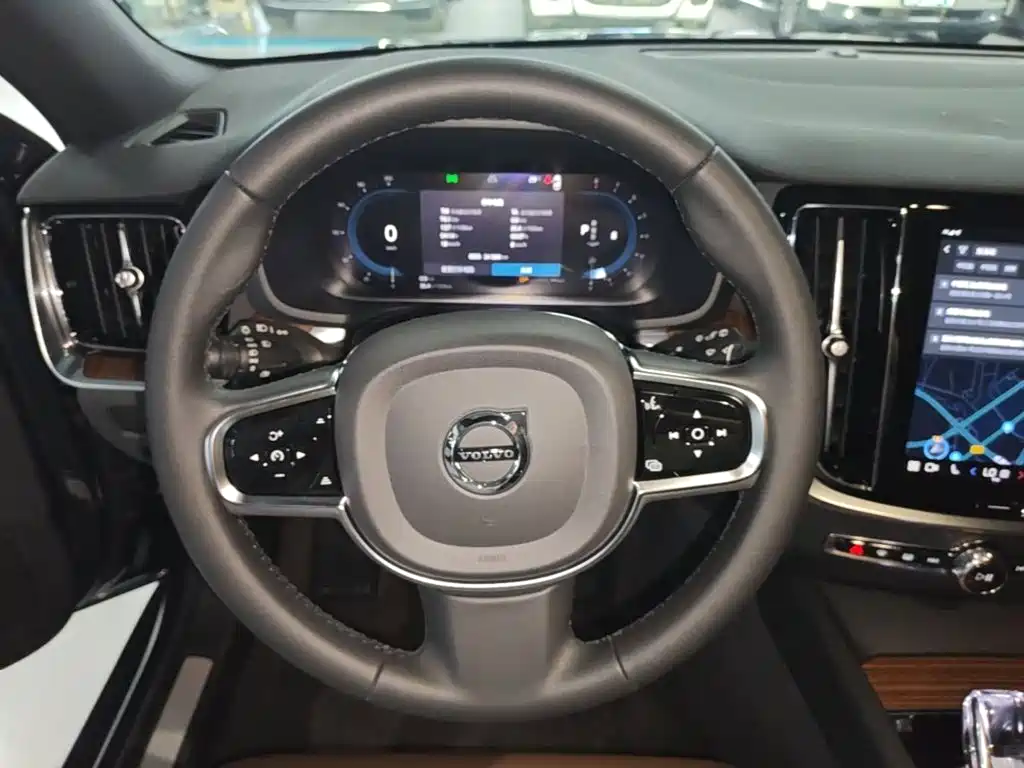 Volvo V60 2024 2023 B5 Smart Luxury Enjoyment Edition