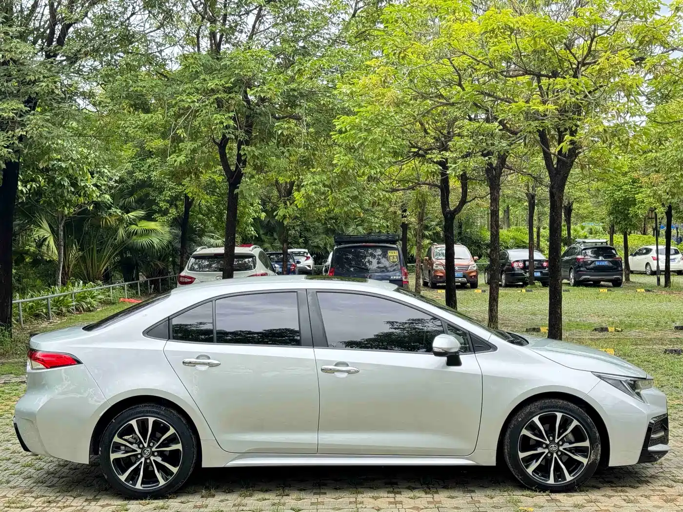 Toyota Levin 2022 185T CVT Sport Edition фото 7