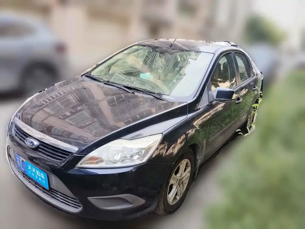 Фото 1 - Ford Focus