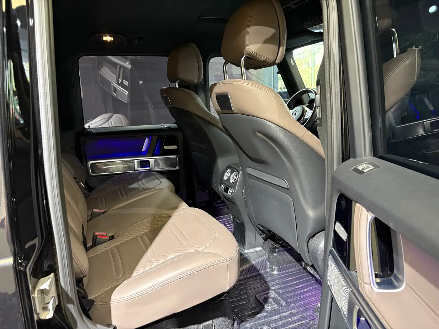 Mercedes-Benz G-Class 2023 G 500 фото 16