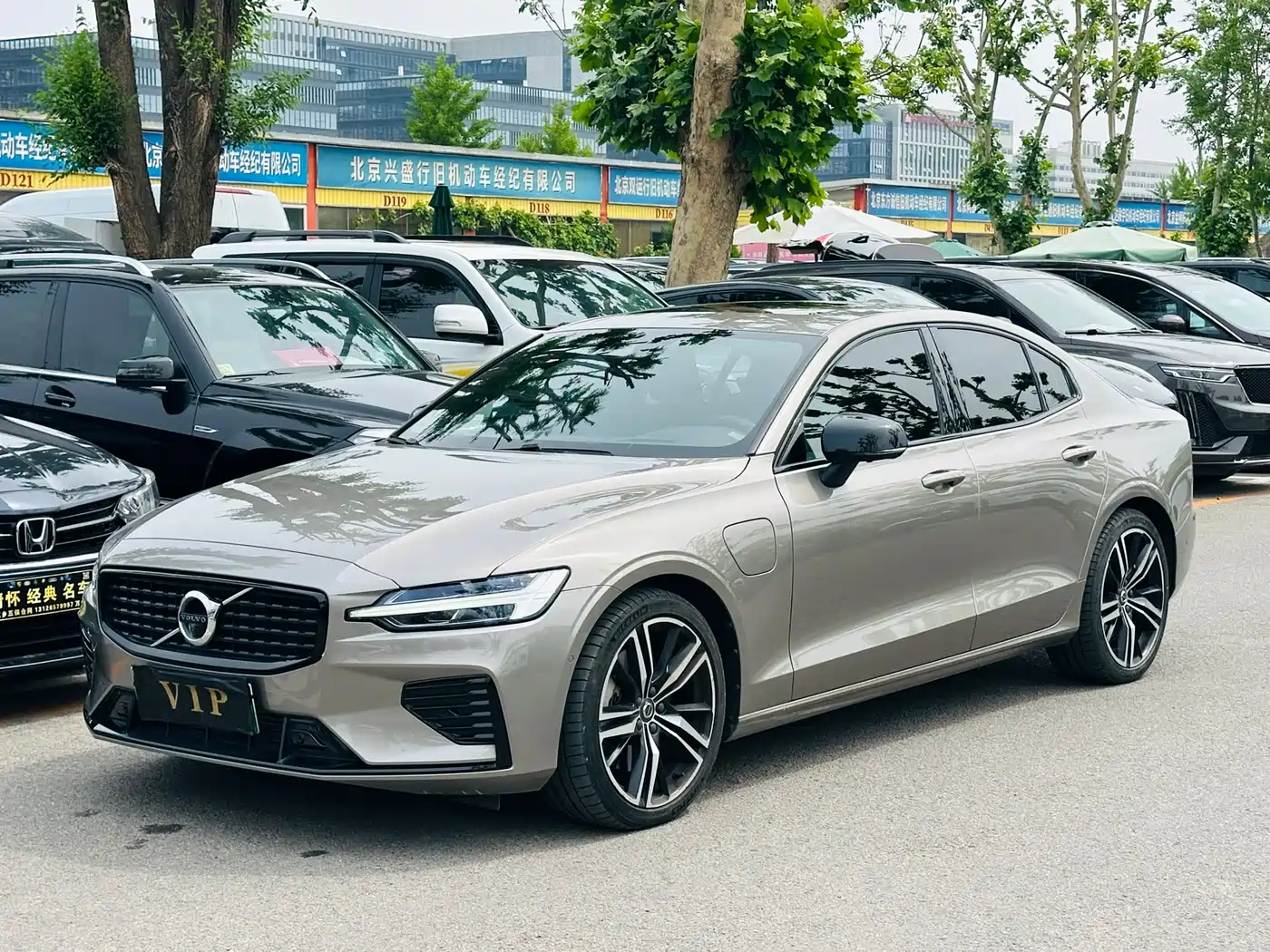 Volvo S60 Plug-in Hybrid 2021 T8 Twin Engine AWD R-Design Sport Edition