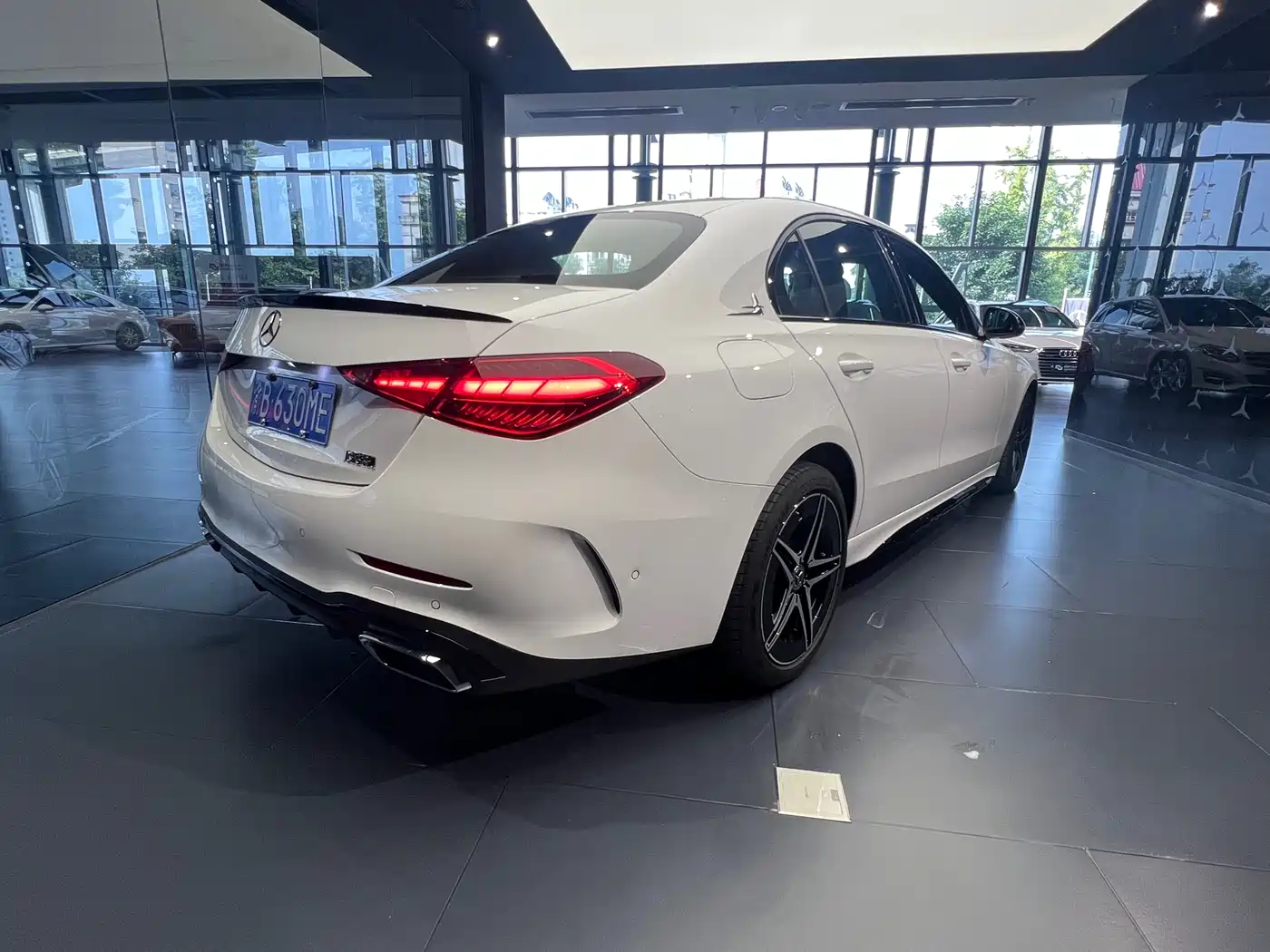 Mercedes-Benz C-Class 2024 C 260 L Night Edition Sport фото 6