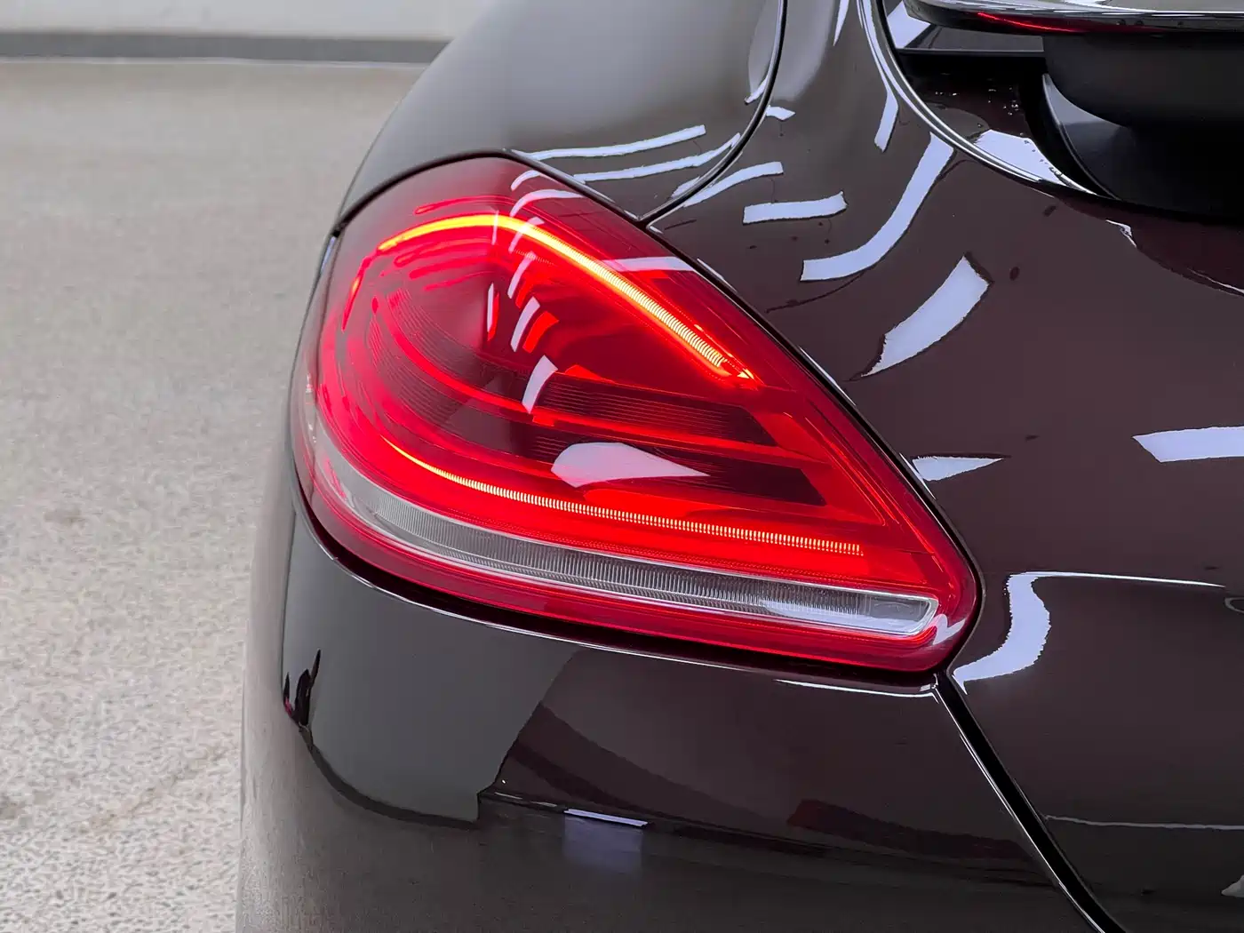 Porsche Panamera 2016 Panamera 4 Edition 3.0T фото 42