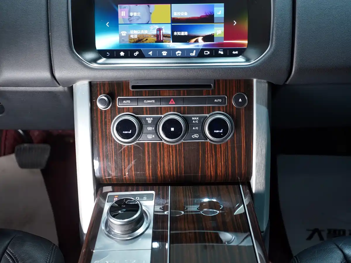 Land Rover Range Rover 2017 3.0 SC V6 Vogue фото 4