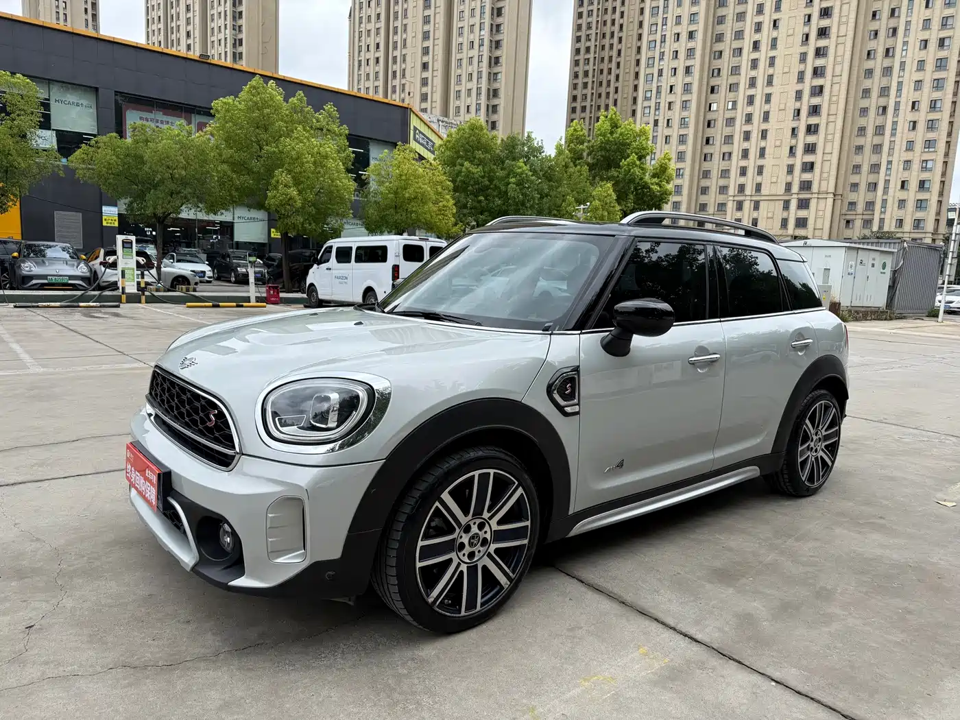 MINI COUNTRYMAN