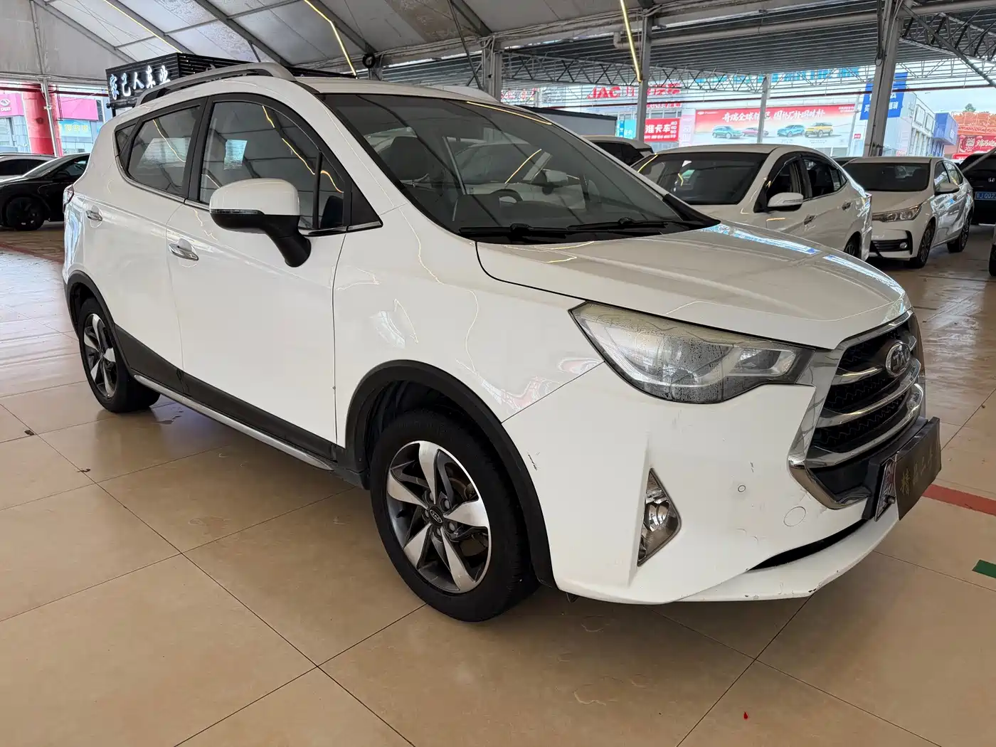 JAC Motors Refine S3 2017 2017 1.5L Manual Luxury Smart