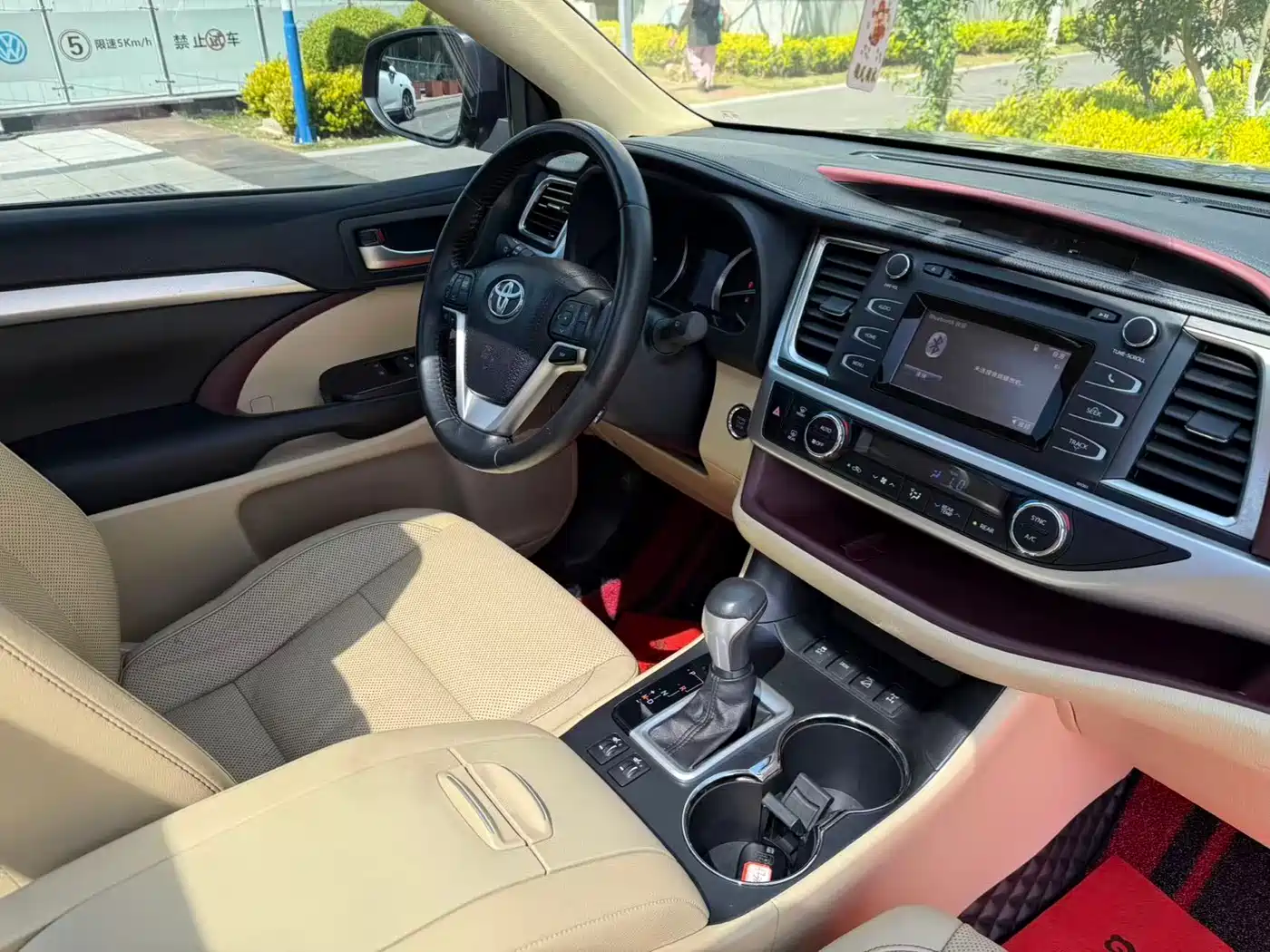 Toyota Highlander 2017 2.0T 4WD Premium 7-Seater фото 22