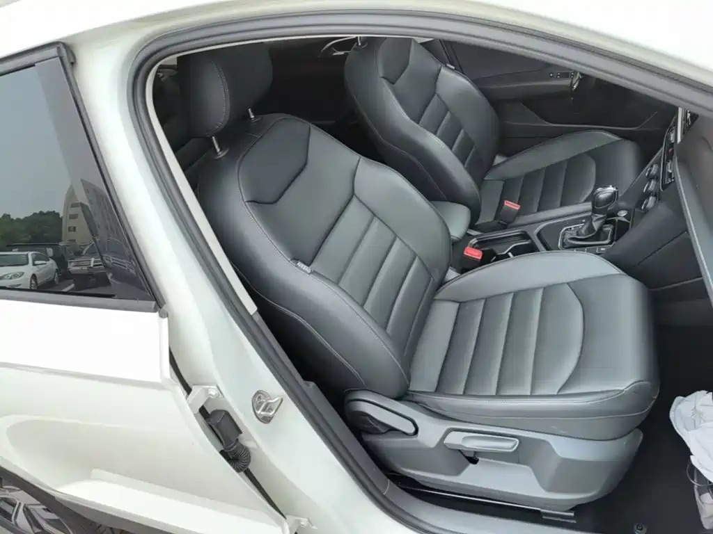 Фото 25 - Volkswagen Tharu