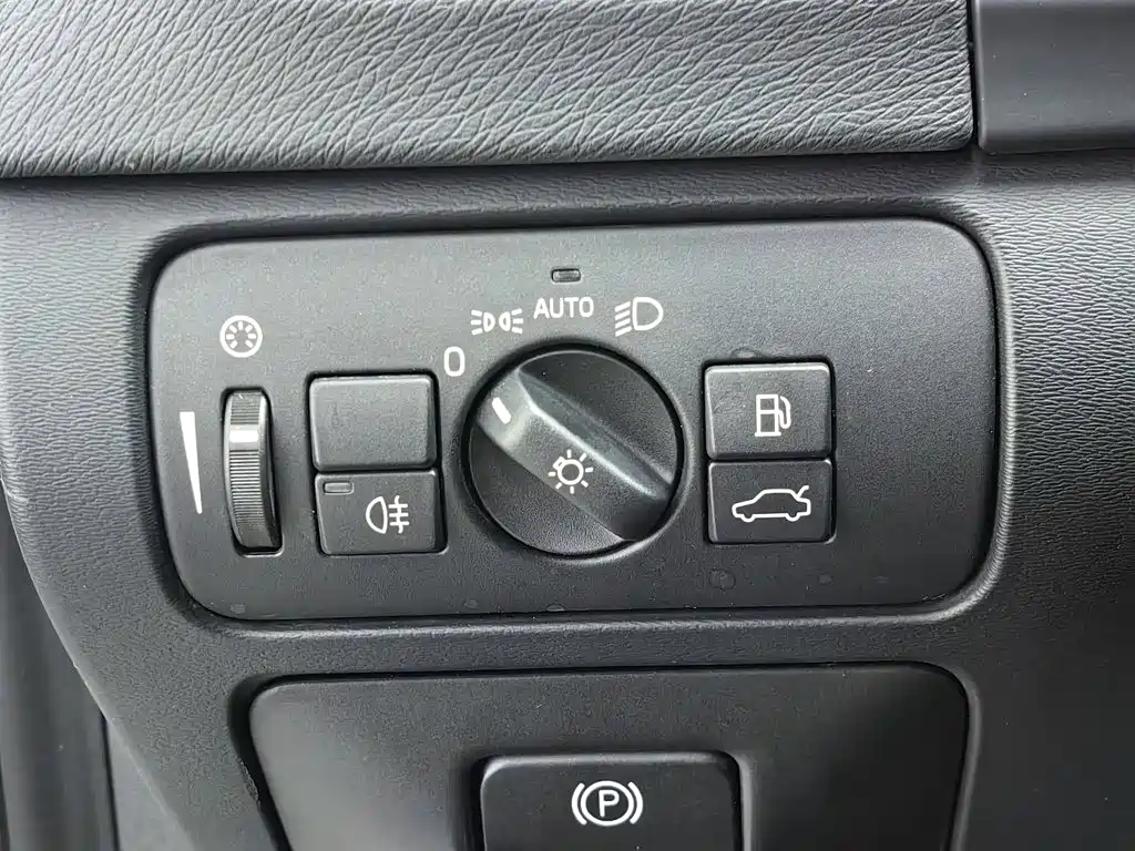 Фото 21 - Volvo V60