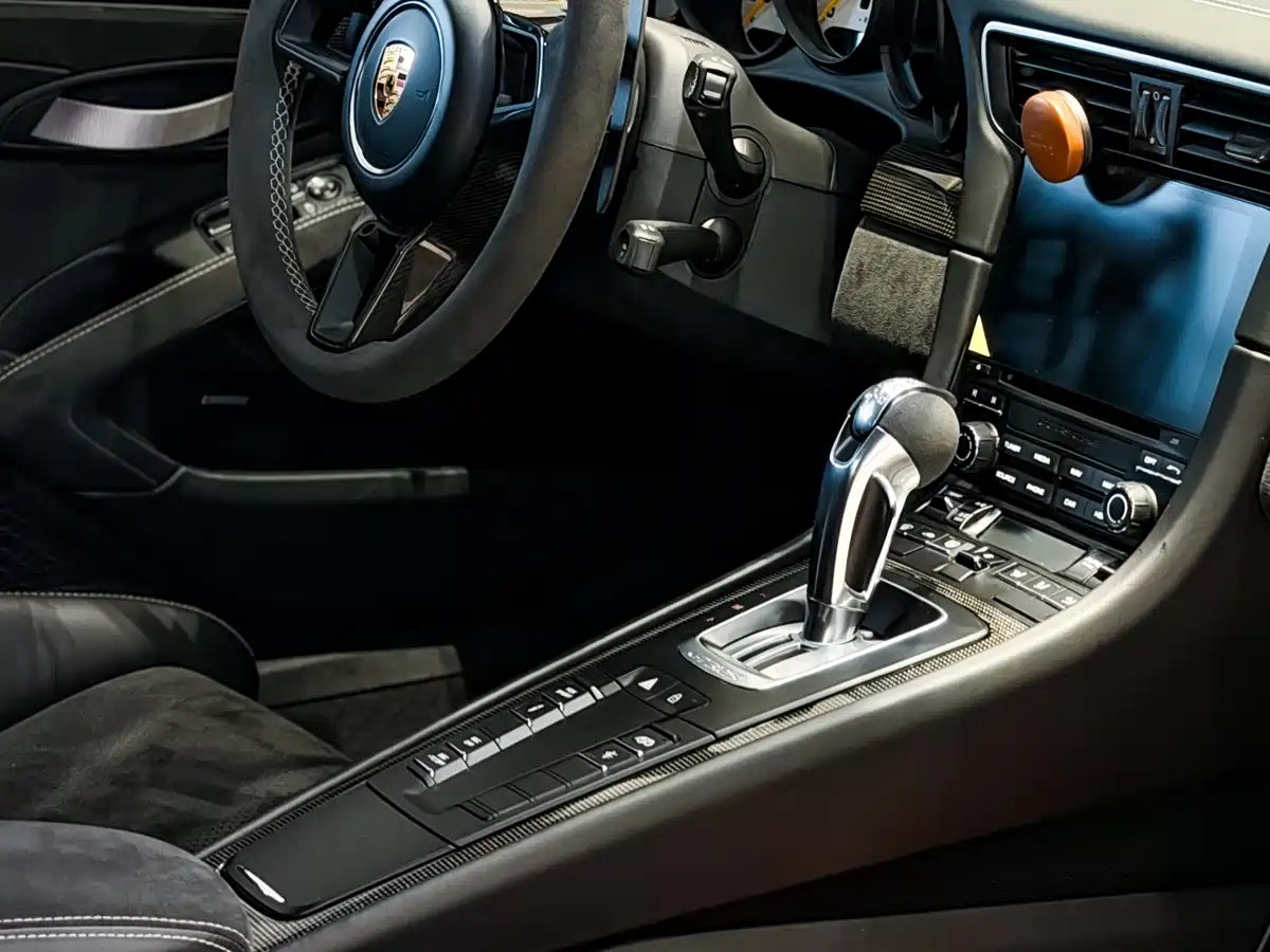 Porsche 911 2018 GT3 RS 4.0L фото 14