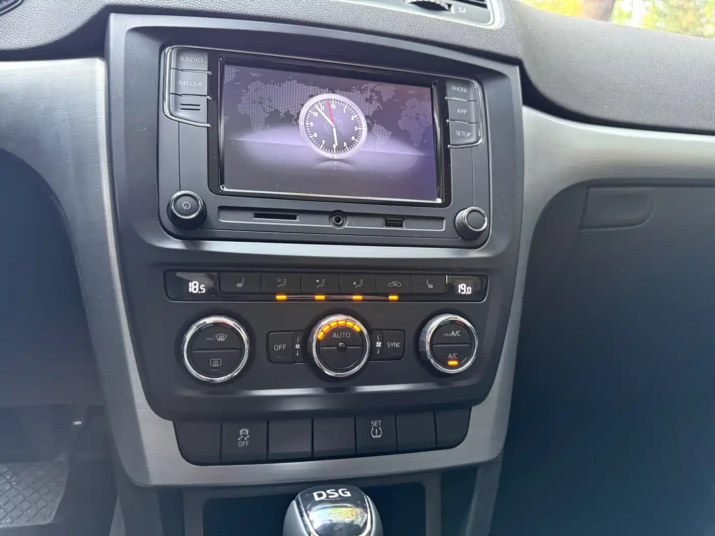 Škoda Yeti 2016 1.4TSI DSG Prestige Edition фото 12