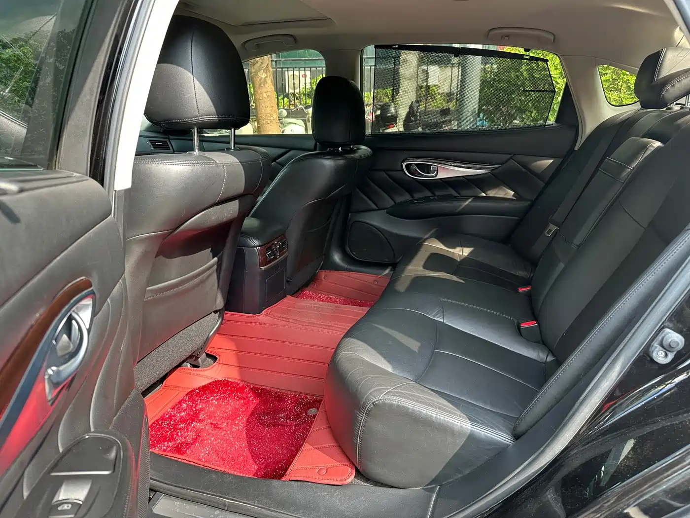 Infiniti Q70 2017 2017 Q70L 2.5L Enjoyment Edition