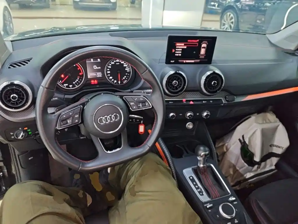 Audi Q2L 2024 2023 35TFSI Progressive Dynamic