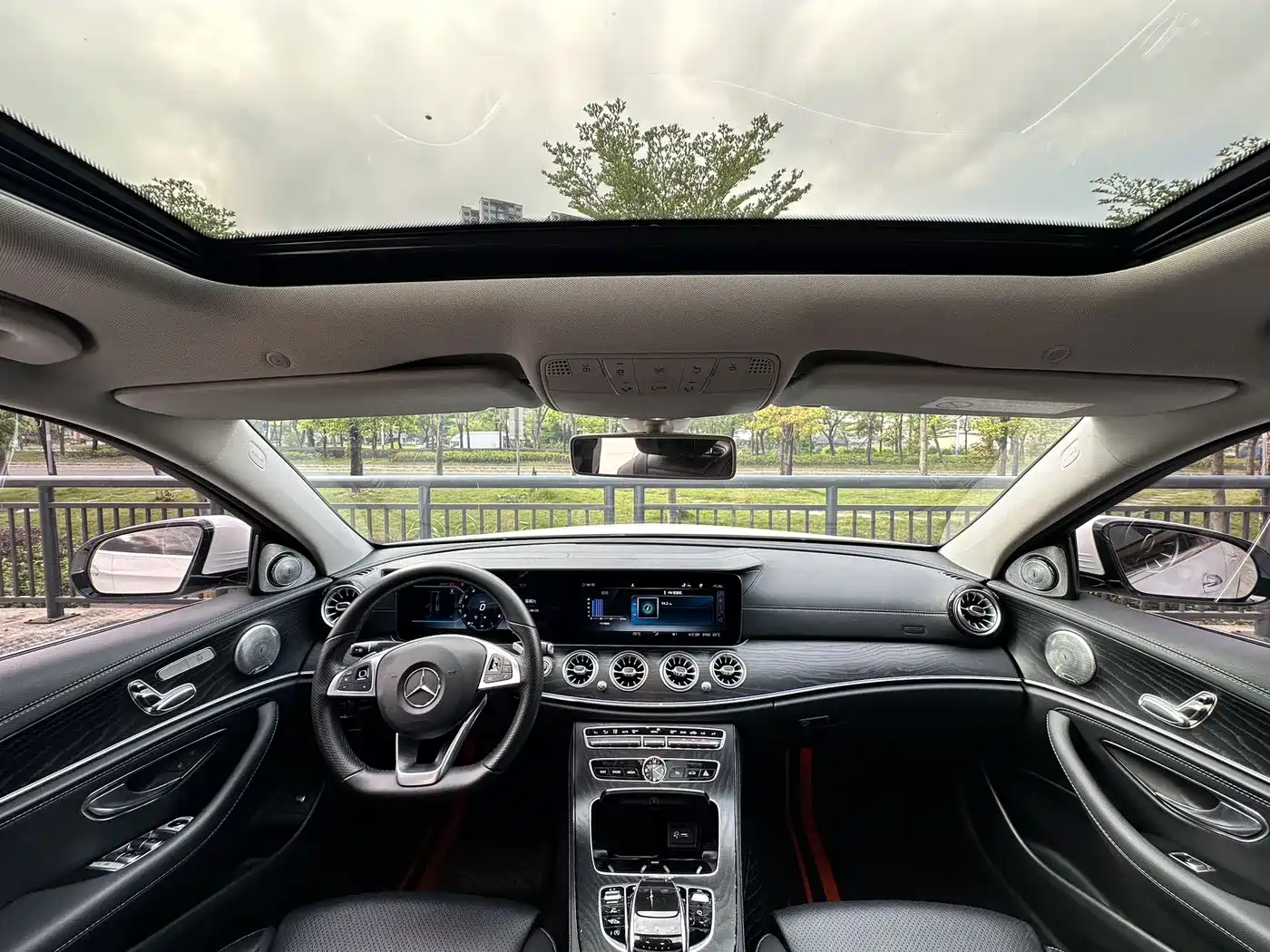 Mercedes-Benz E-Class 2018 Facelift E 200 L Sport фото 5