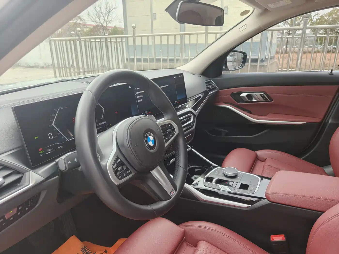 BMW 3 Series 2023 320Li M Sport Package фото 8