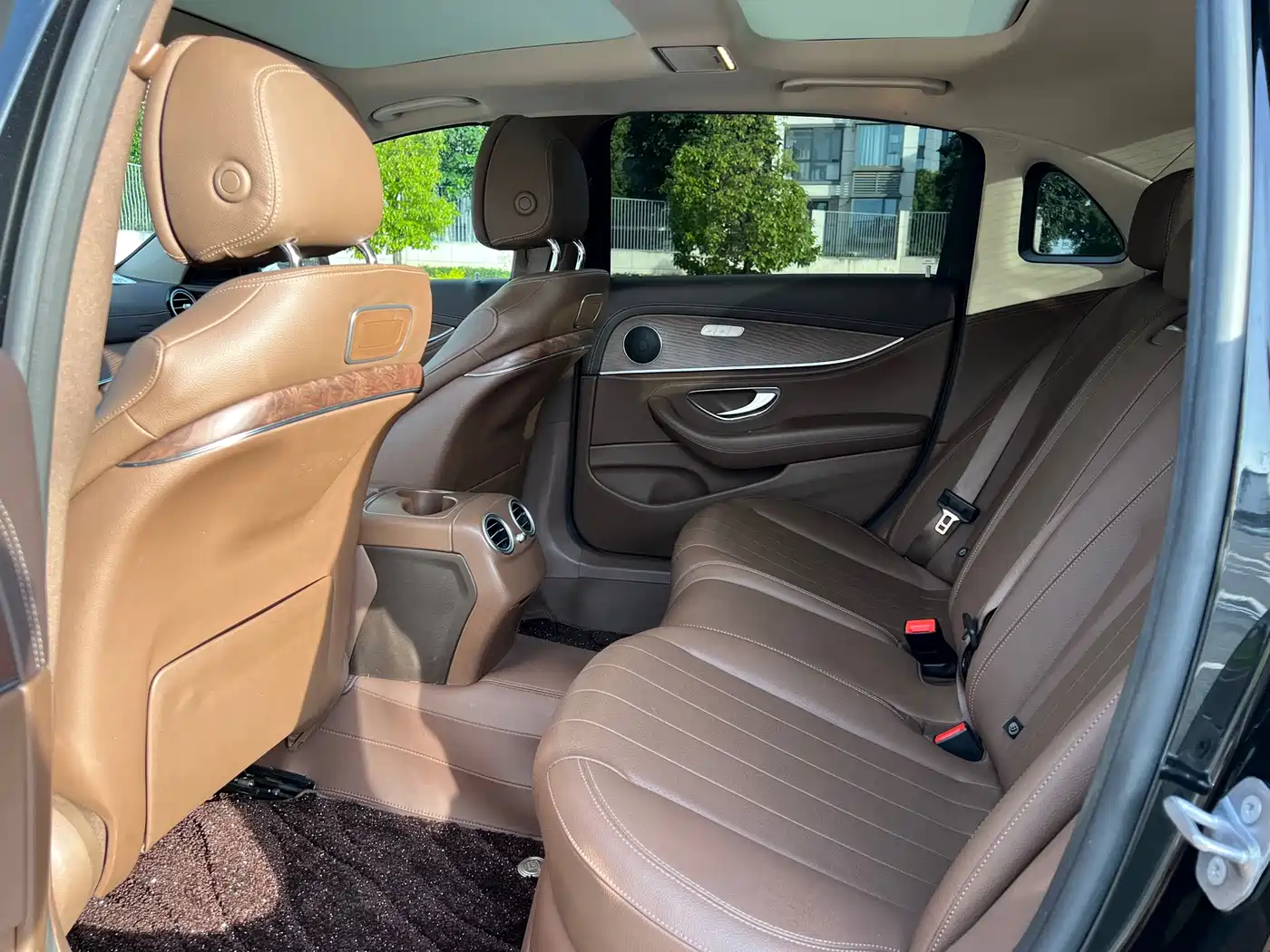 Mercedes-Benz E-Class 2020 Facelift E 300 L Fashion фото 6