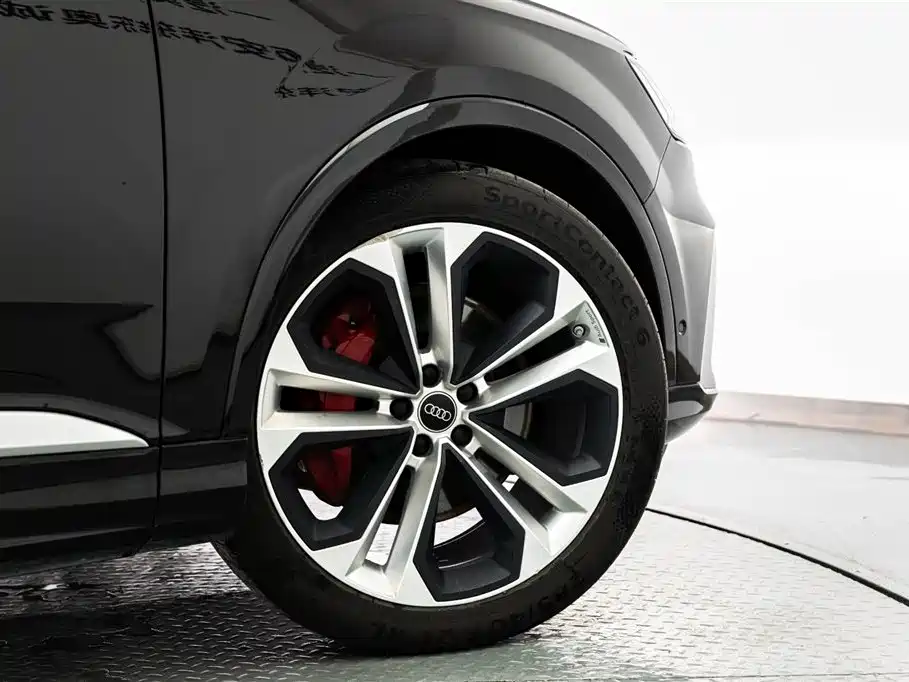 Audi Q7 2023 55 TFSI quattro S Premium фото 22