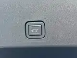 Photo 22 - Cadillac XT6