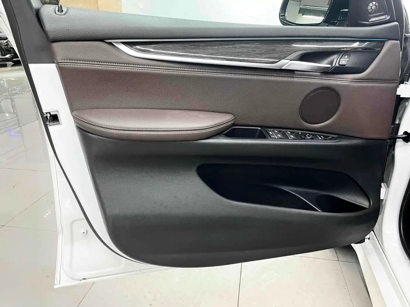BMW X5 (Import) 2017 xDrive35i M Sport фото 8