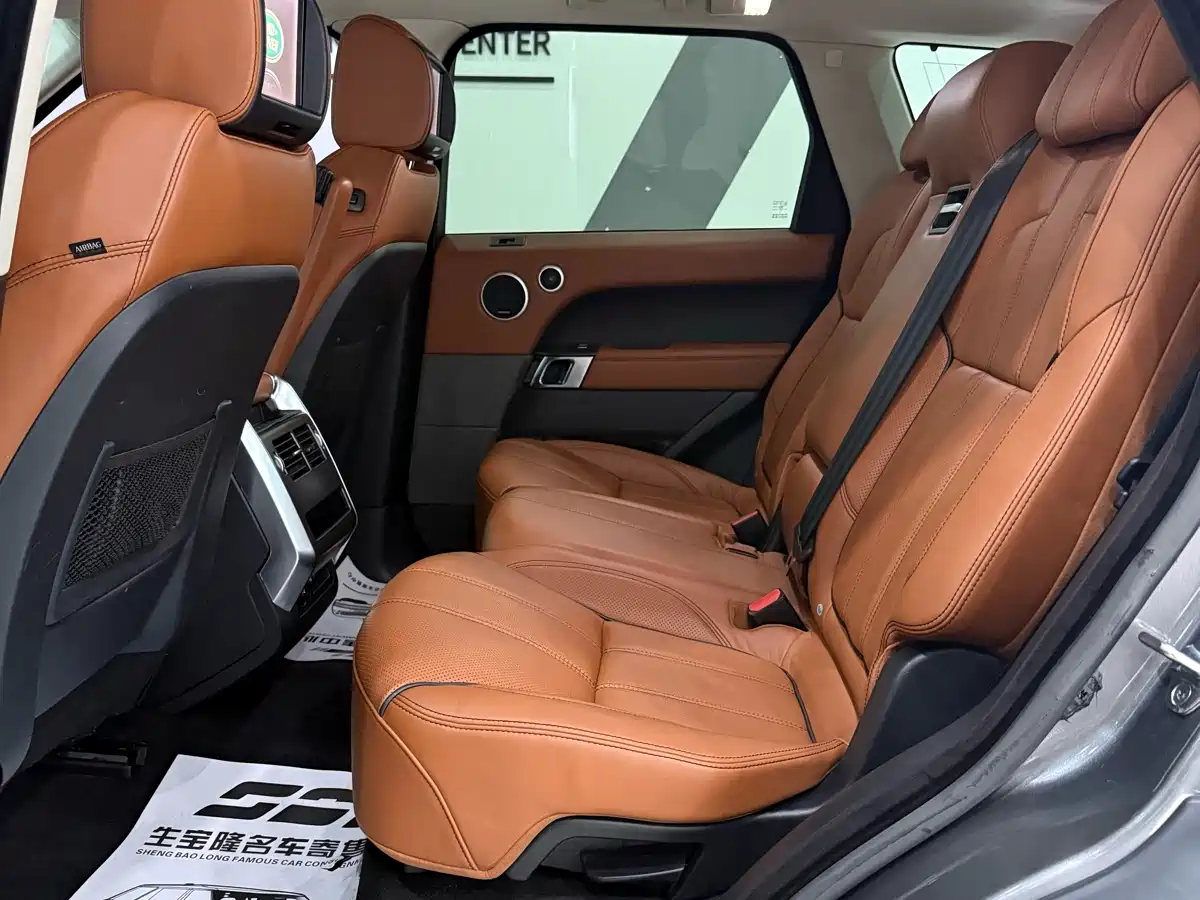 Photo 9 - Land Rover Range Rover Sport