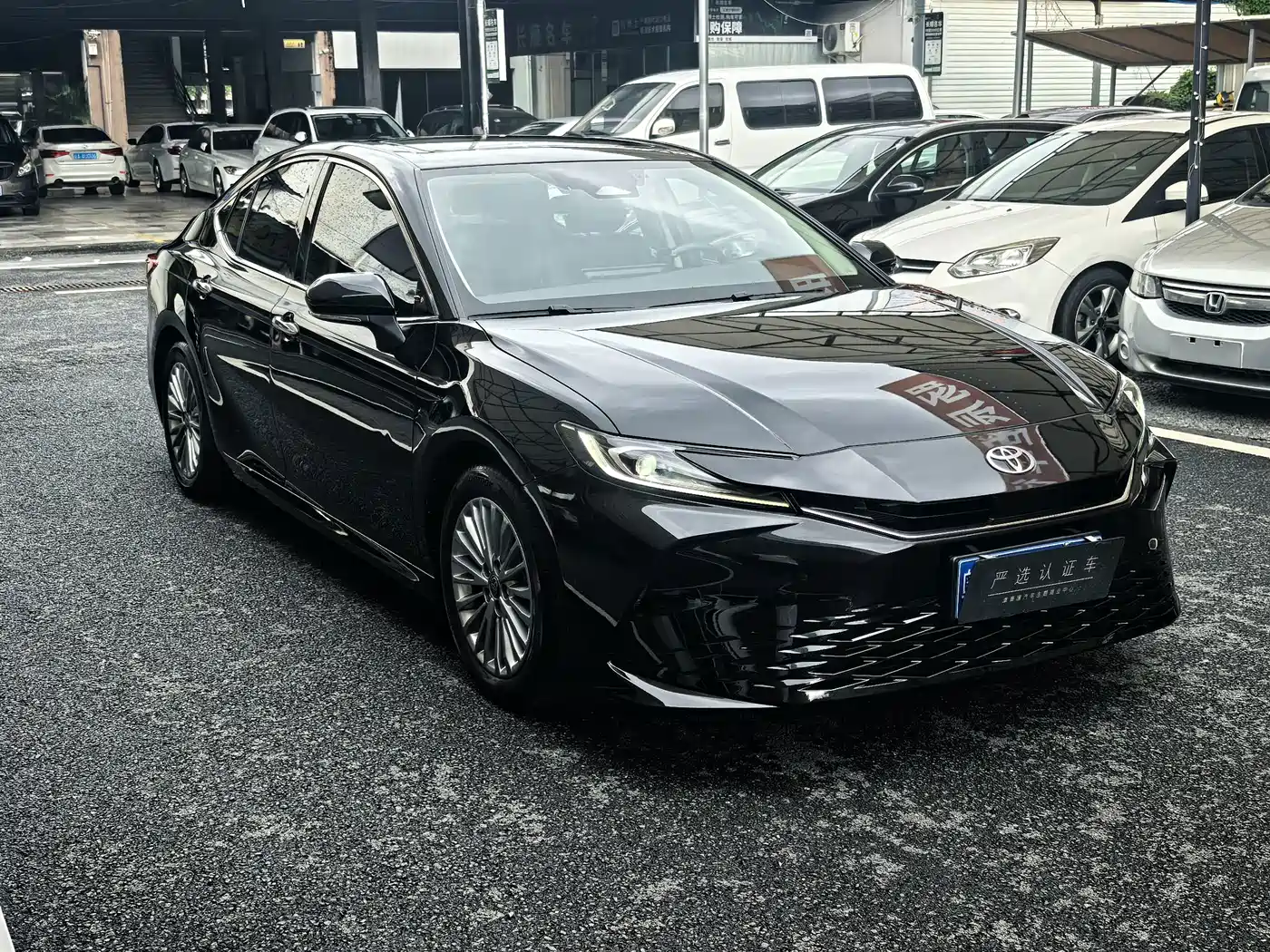 Toyota Camry 2025 2024 2.0GVP Luxury Edition