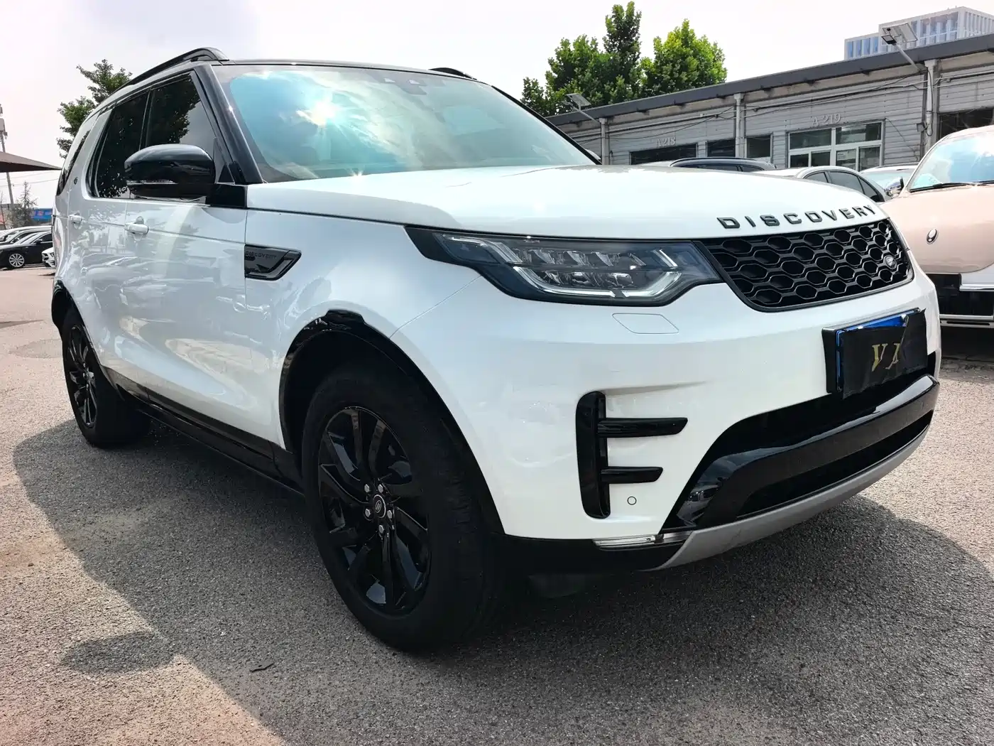 Фото 25 - Land Rover Discovery
