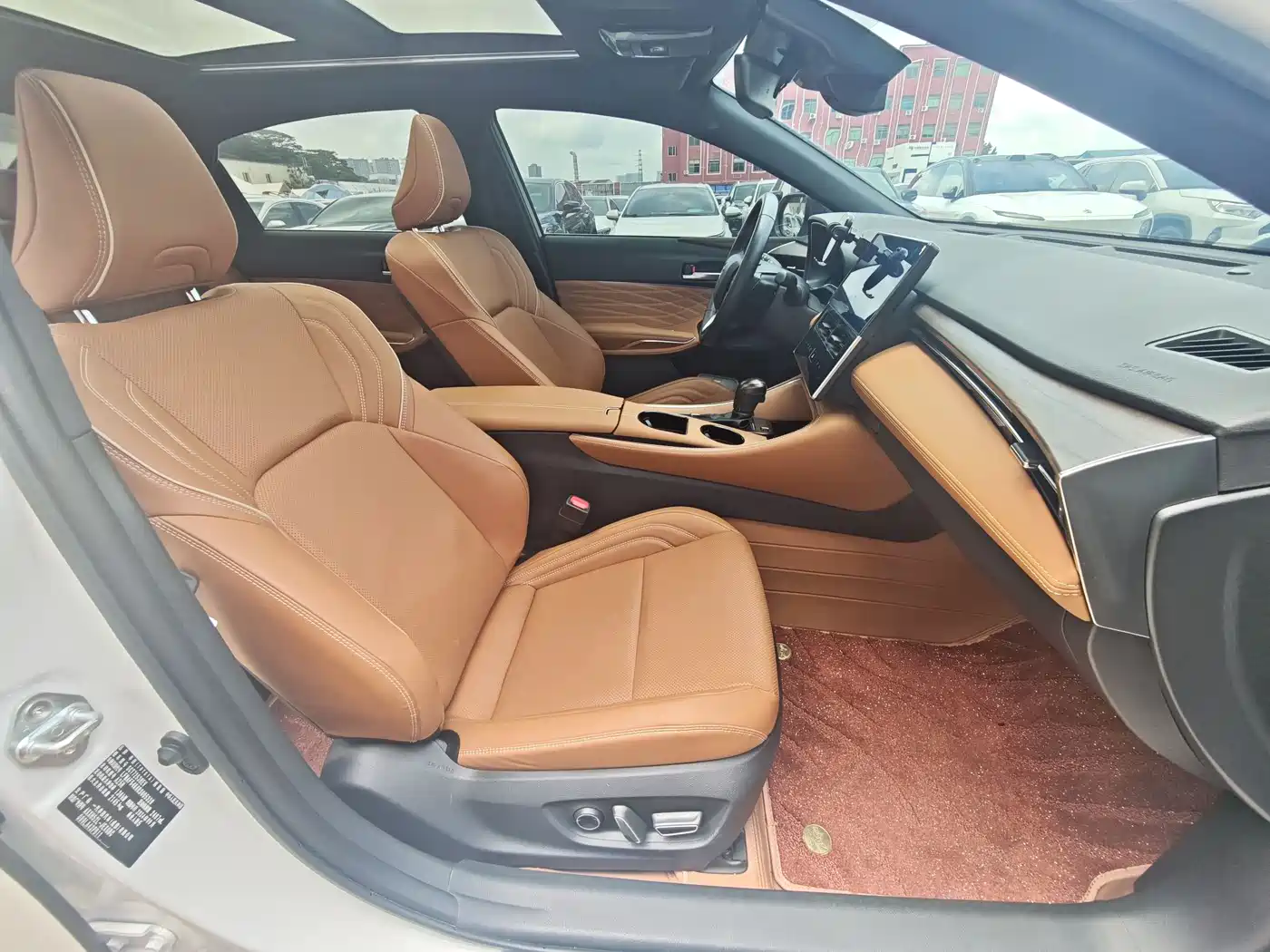 Toyota Avalon 2024 Model Hybrid 2.5L XLE Prestige Edition фото 11
