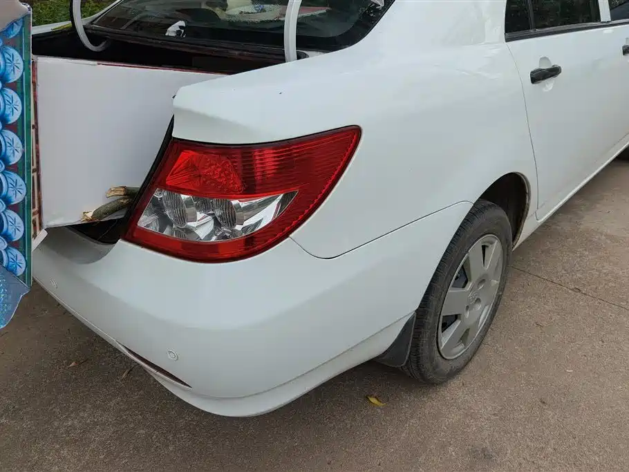 BYD F3 2018 1.5L Manual Classic фото 3