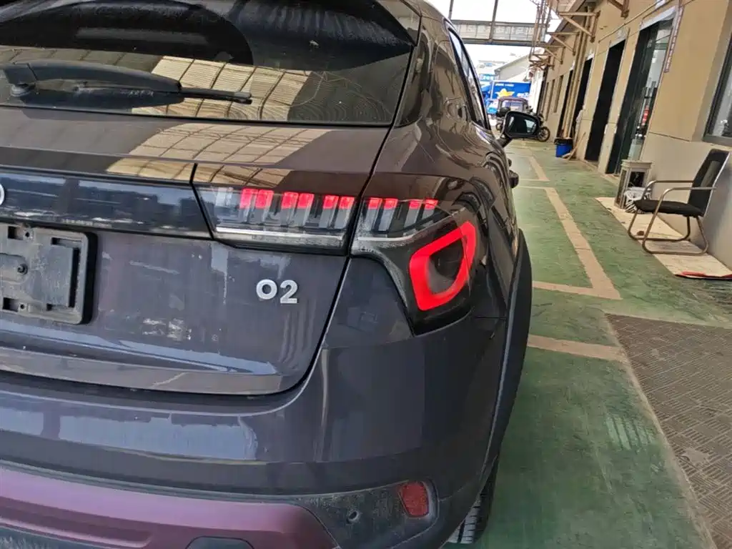 Lynk & Co 02 2019 High Energy Edition 2.0T Automatic 2WD Shine China VI фото 8