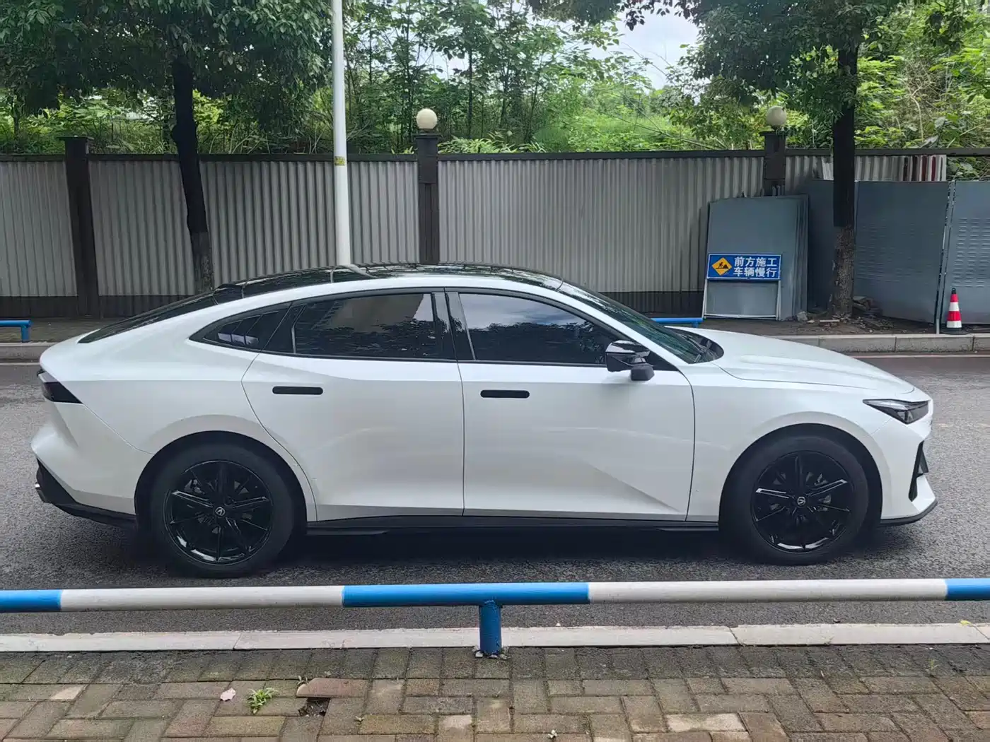 CHANGAN UNI-V