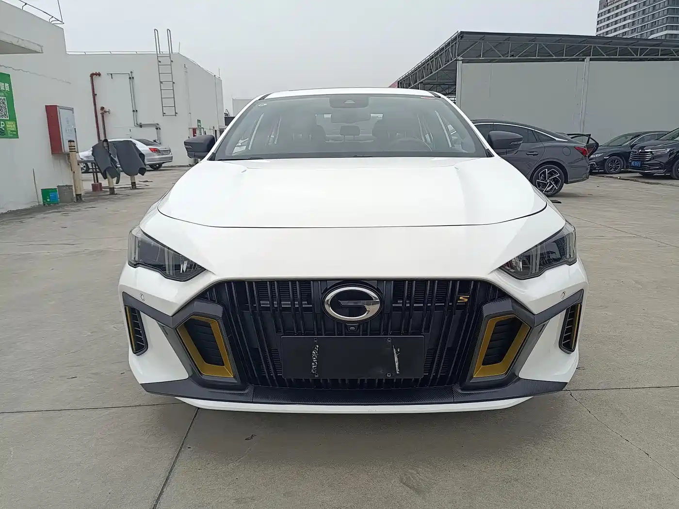 GAC Trumpchi Trumpchi Emkoo 2021 270T DCT J16 Edition фото 2