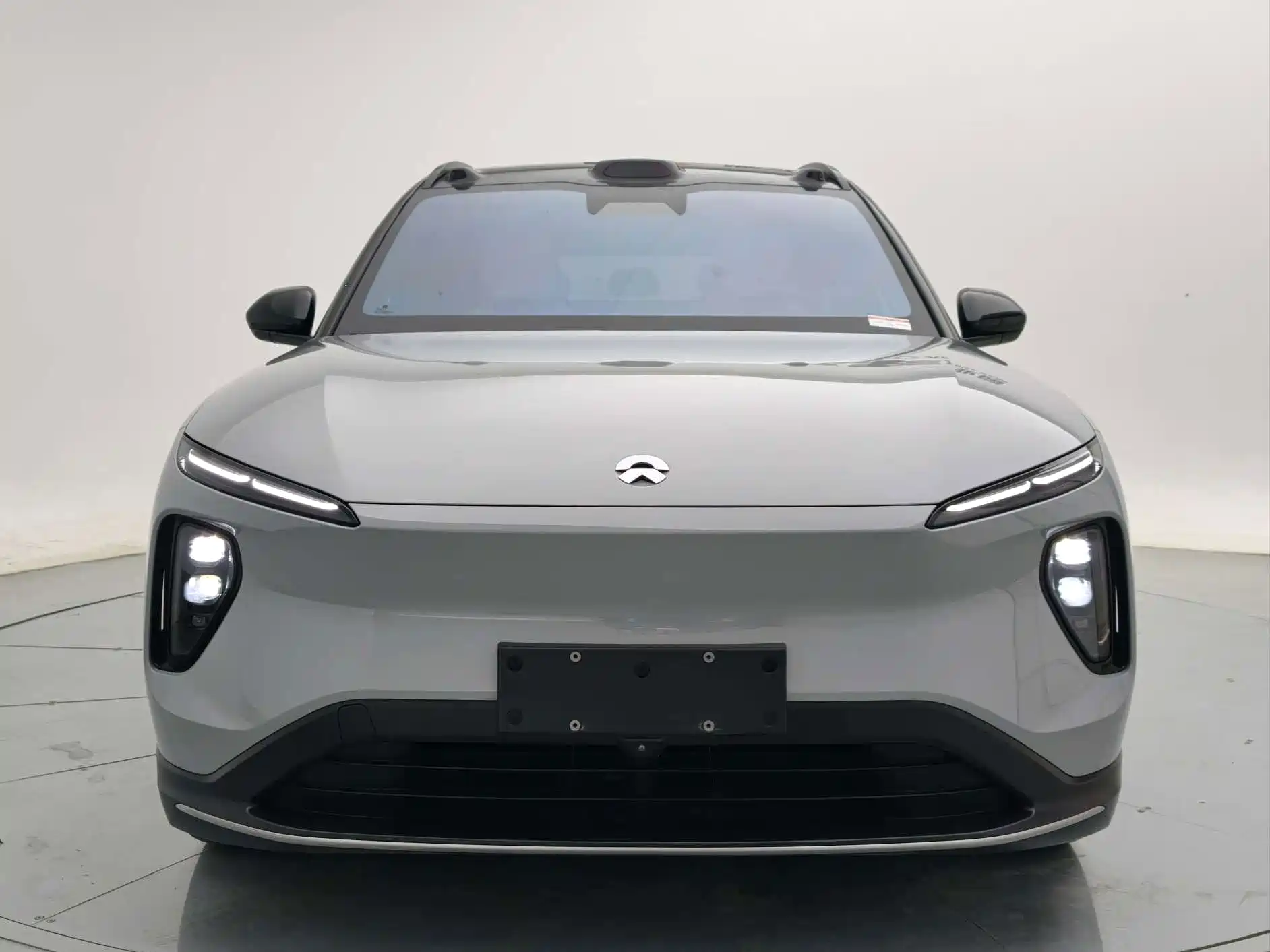 Фото 2 - NIO ES6