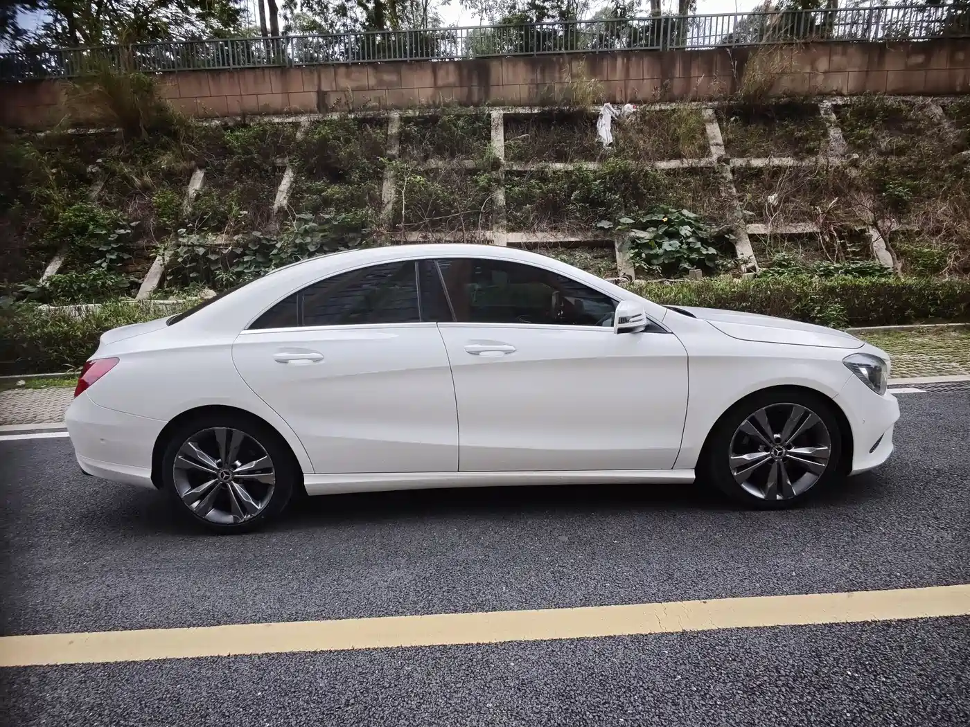 Mercedes-Benz CLA (Import) 2018 CLA 200 Dynamic Edition фото 7