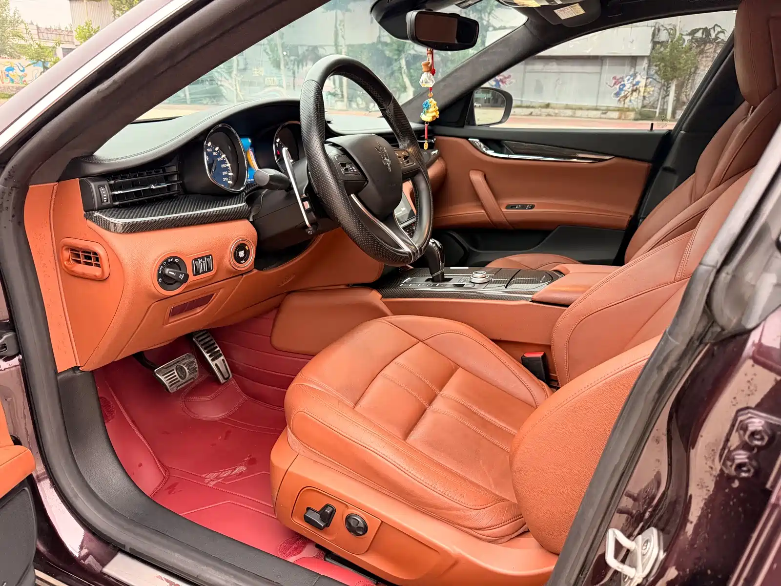 Фото 5 - Maserati Quattroporte