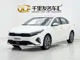 Photo 2 - Kia K3