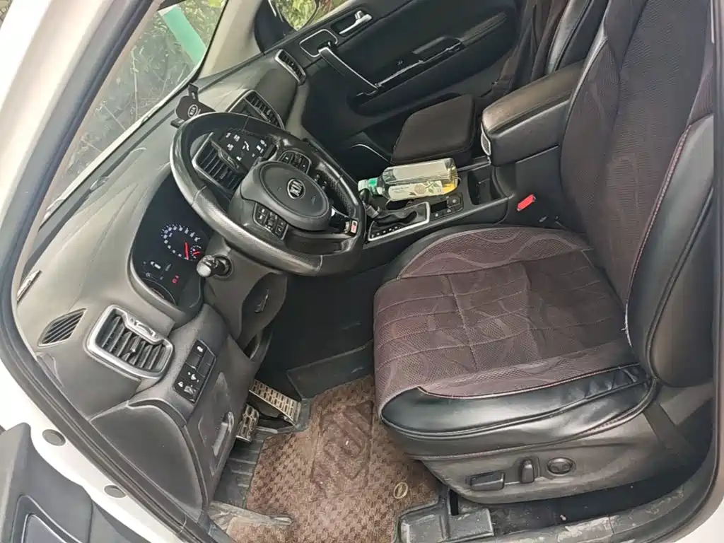 Kia KX5 2018 2017 1.6T Automatic 2WD 15th Anniversary Special DLX
