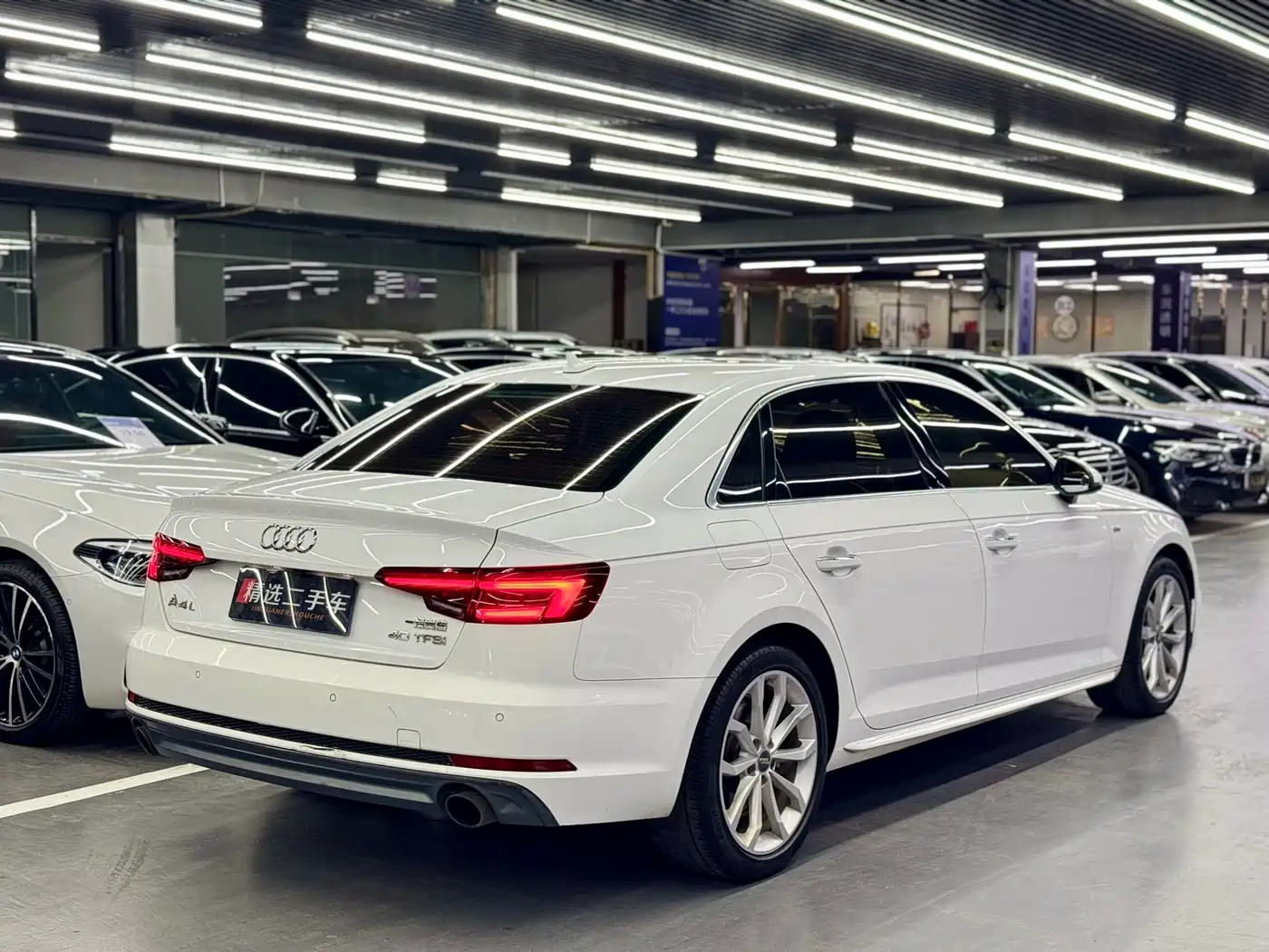 Audi A4L 2018 30th Anniversary 40 TFSI Fashion фото 9