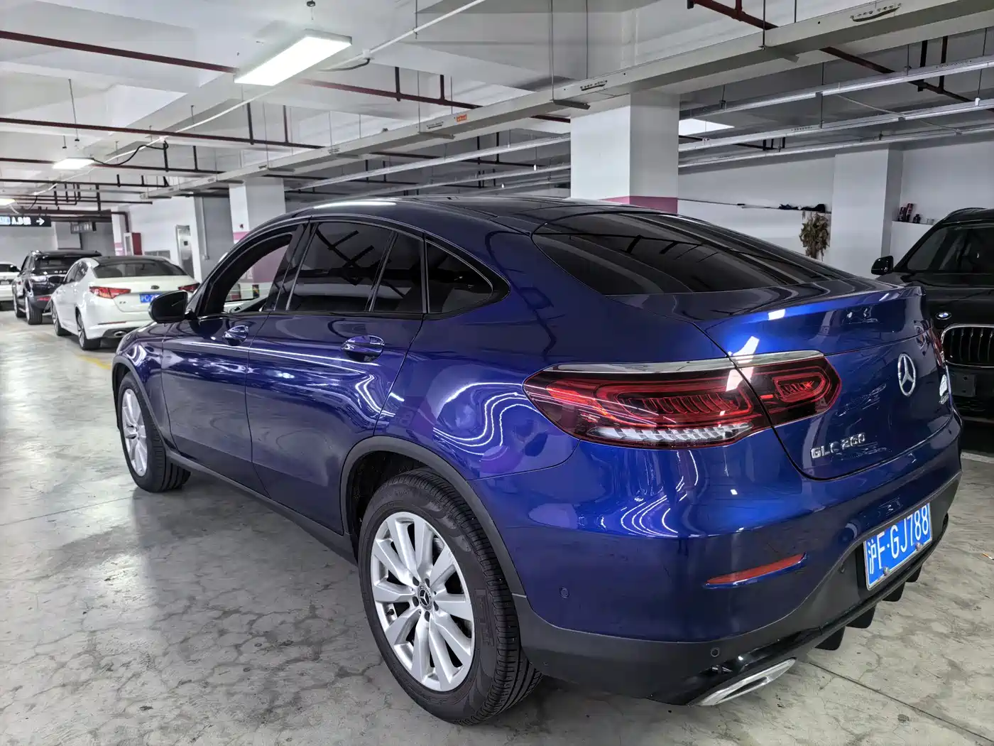 Mercedes-Benz GLC Coupe 2020 GLC 260 4MATIC Coupe SUV фото 7