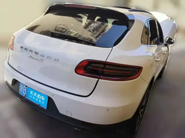 Porsche Macan 2014 Macan S 3.0T — фото 5