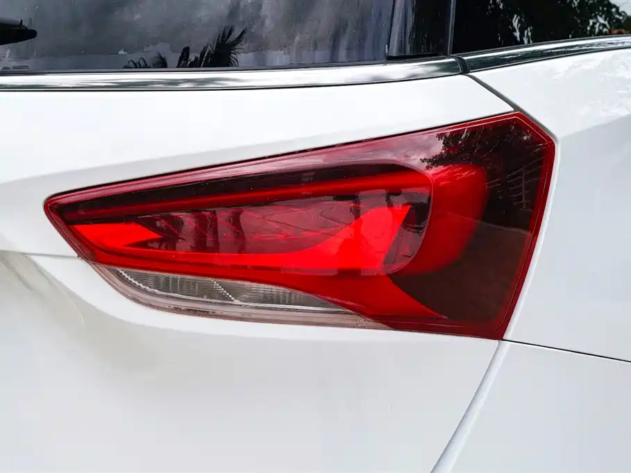 Buick GL6 2018 18T 6-Seater Premium фото 23