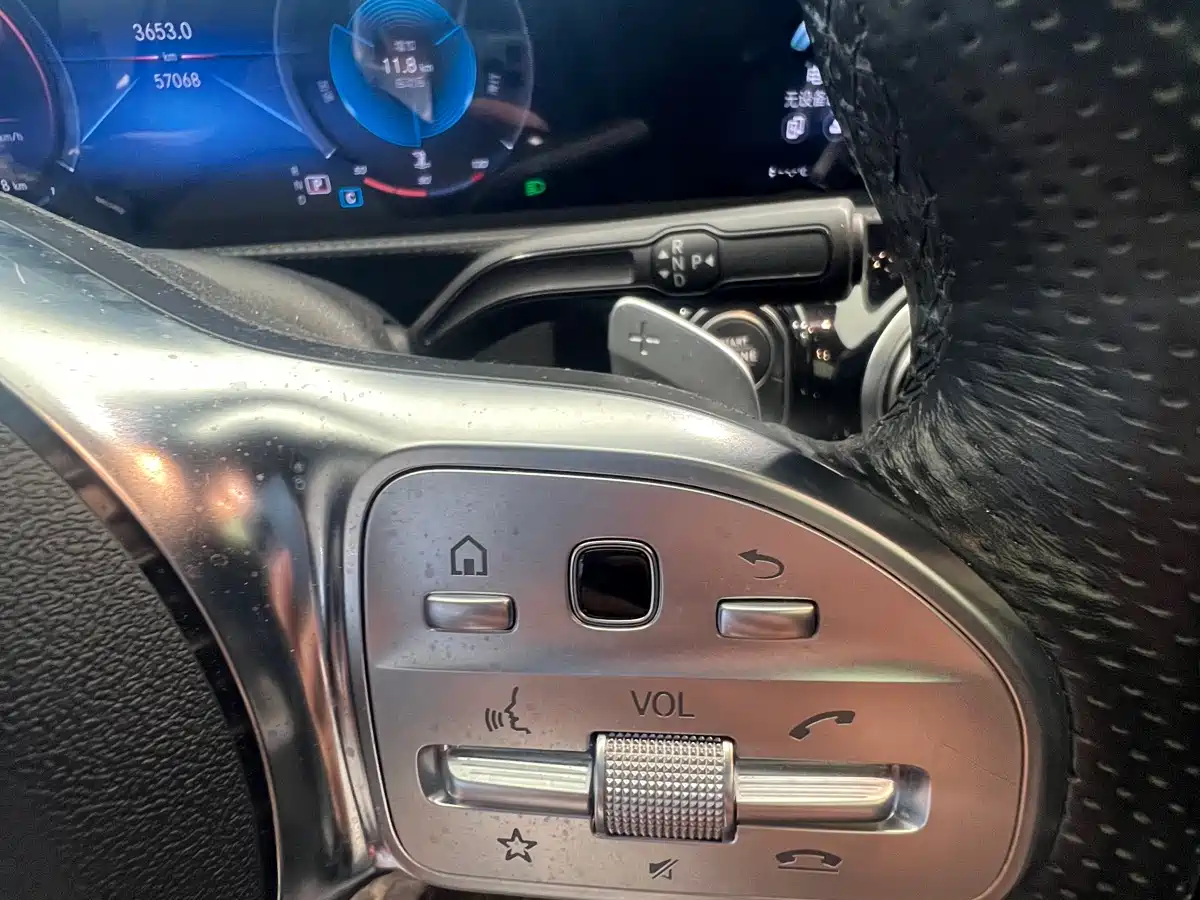 Mercedes-Benz A-Class 2020 A 200 L Sport Sedan фото 13