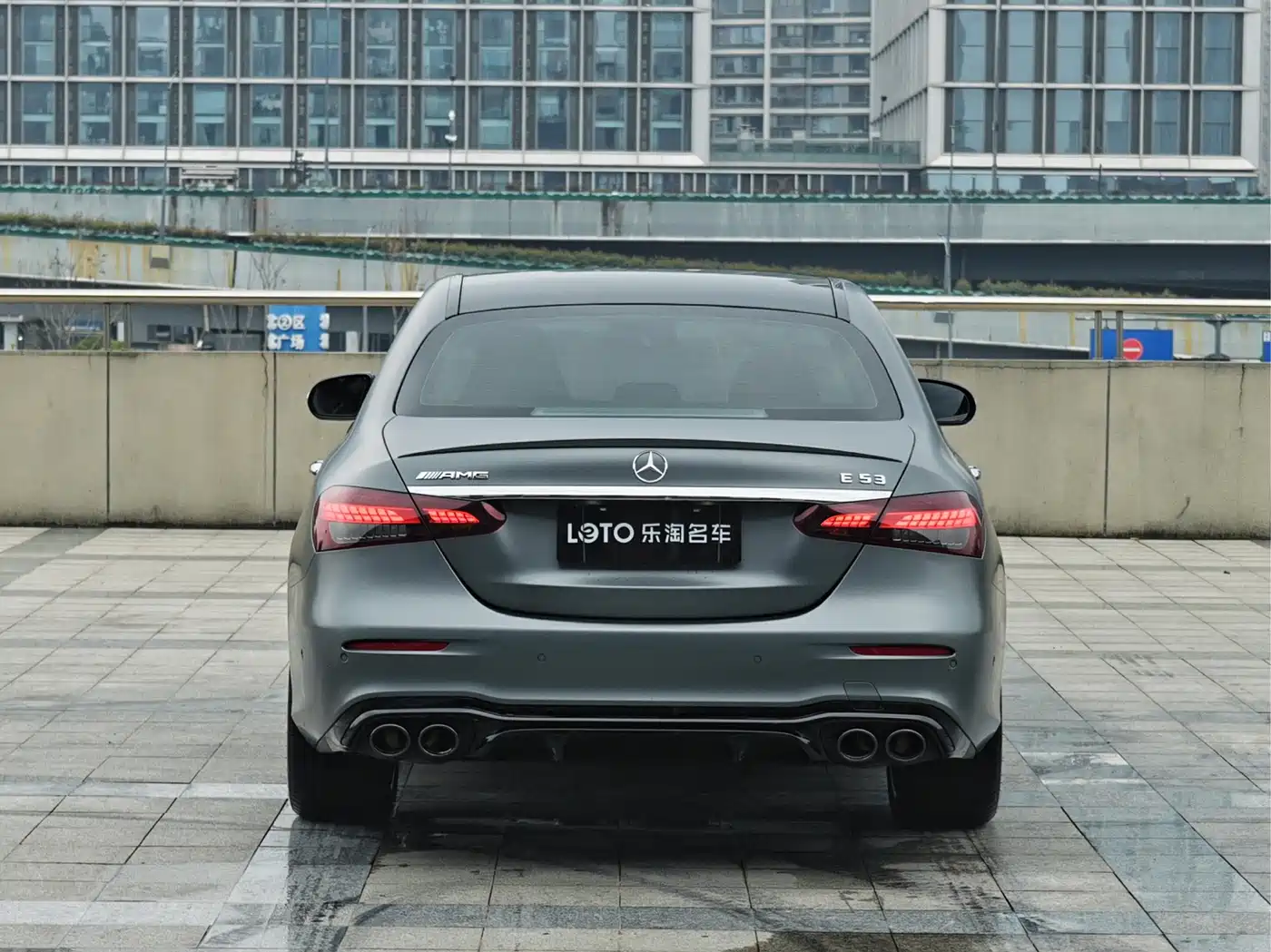 MERCEDES-BENZ E CLASS AMG